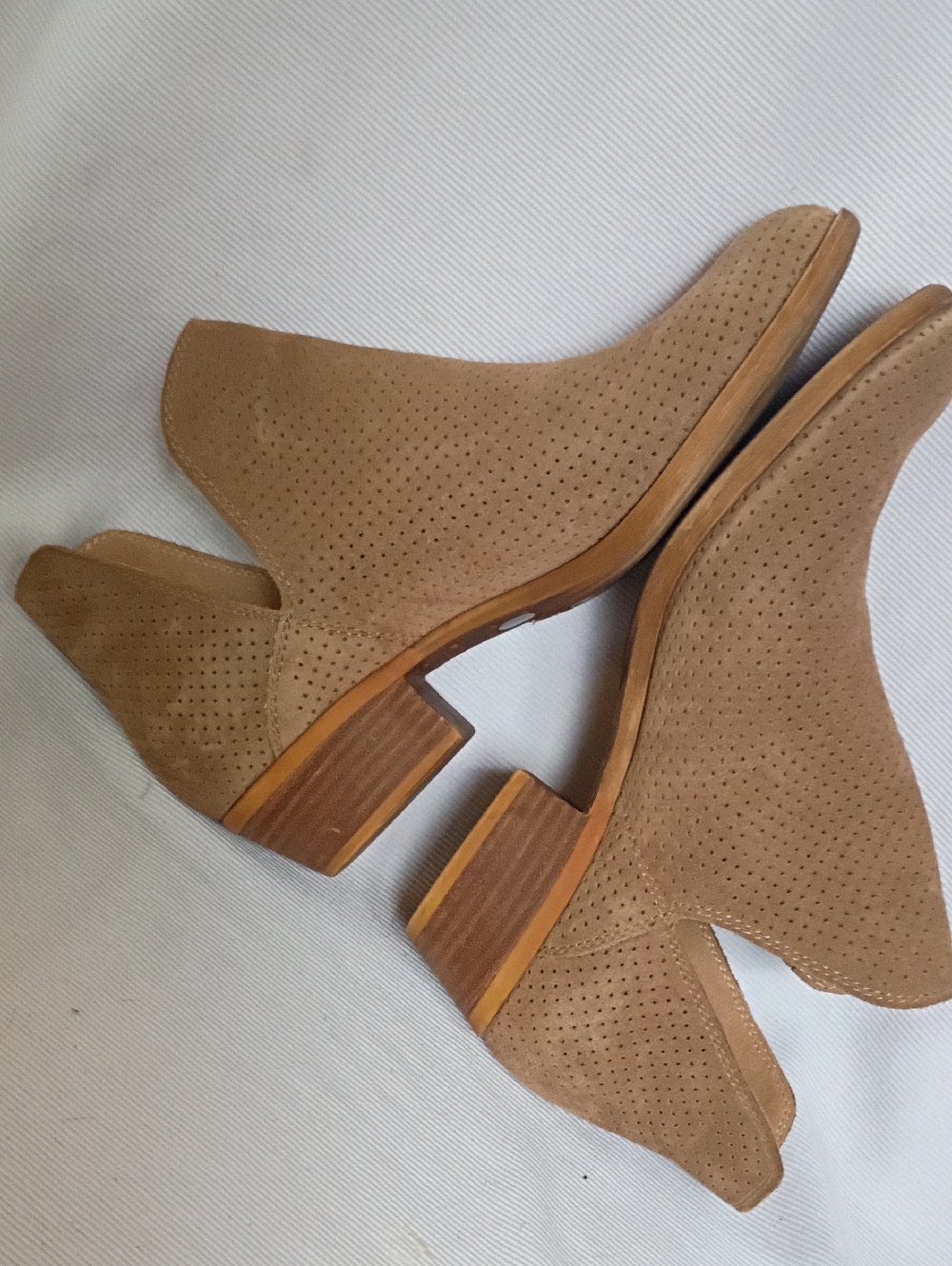 Lucky Brand Perforated Suede Healed Ankle Boot - Picture 4 of 7